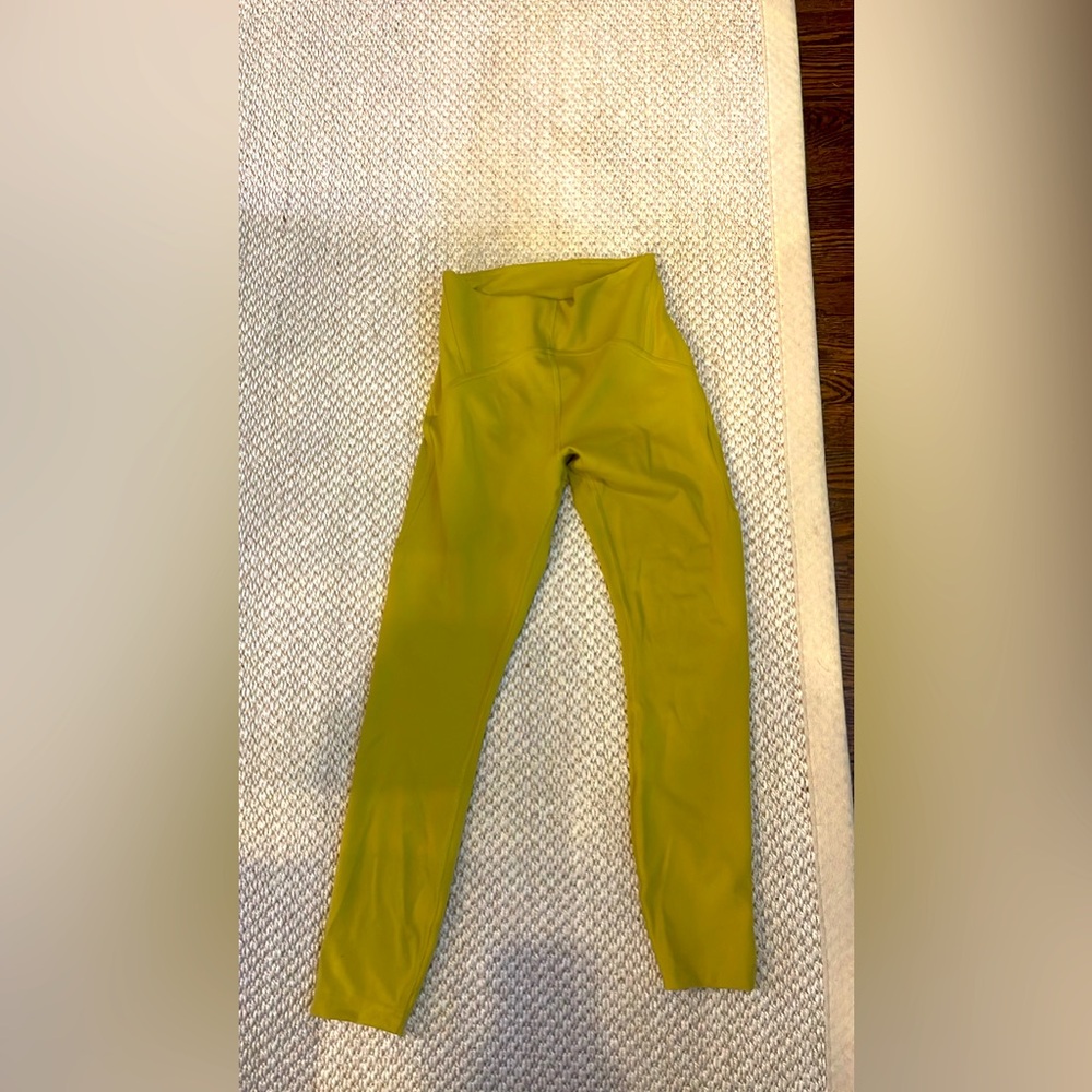 Lululemon wunder under full length high rise leggings size 6